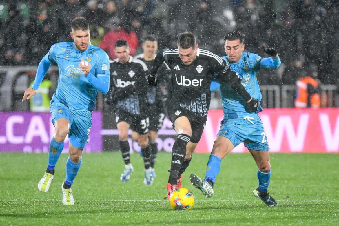 Ulasan Pertandingan Como 1907 VS Venezia FC: Duel Tim Nuansa Indonesia yang Berbagi Rasa dengan Imbang