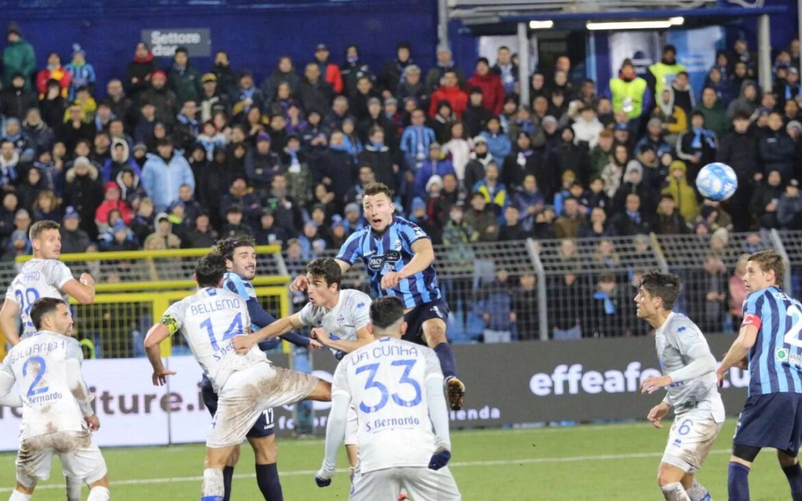 Derby del Lario: Panasnya Rivalitas Klasik di Jantung Lombardia