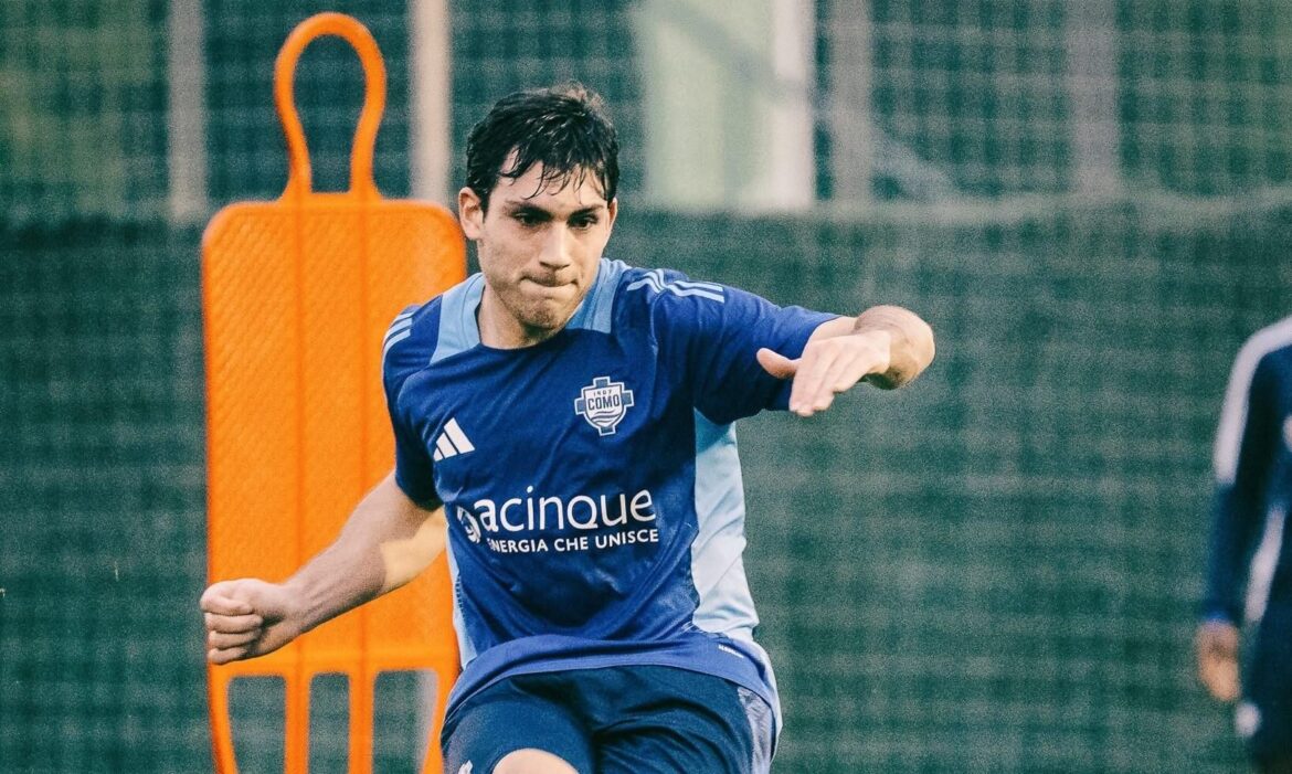 Profil Ivan Azon, Pemain Depan Como 1907 yang Mencetak Dua Gol di Laga Debut