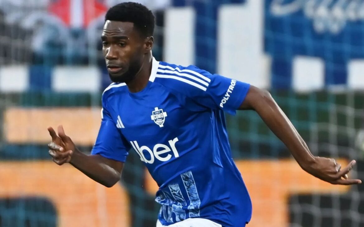 Alieu Fadera Dipinjamkan ke Sassuolo: Langkah Strategis untuk Winger Muda Como 1907