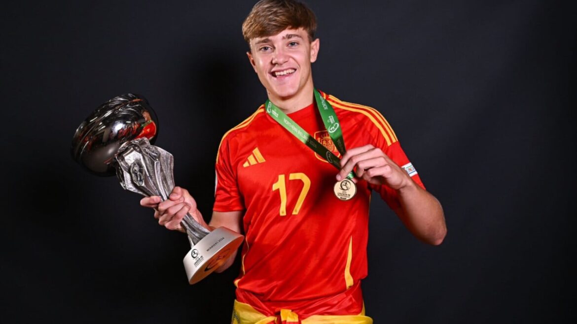 Jesus Rodriguez Bantu Spanyol Menang 7-0 atas San Marino