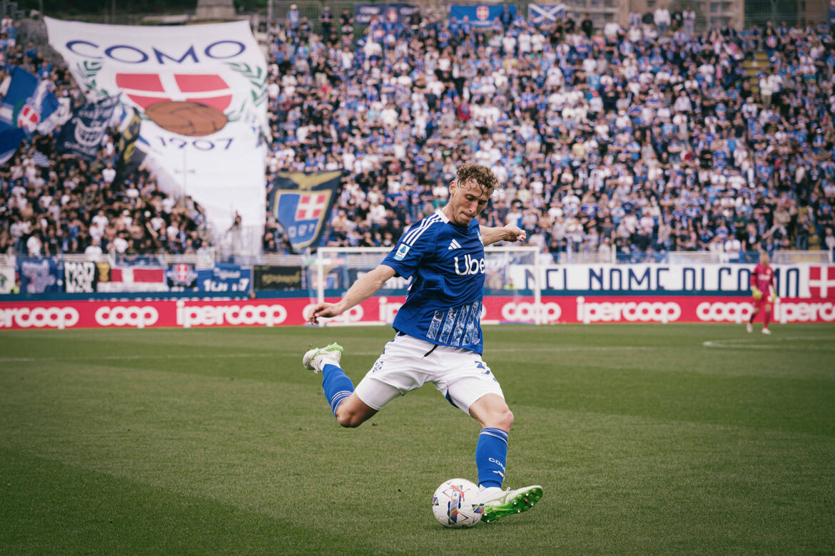 Dua Ban Kapten di Lengan Mergim Vojvoda, Kapten Como 1907 Sekaligus Timnas Kosovo