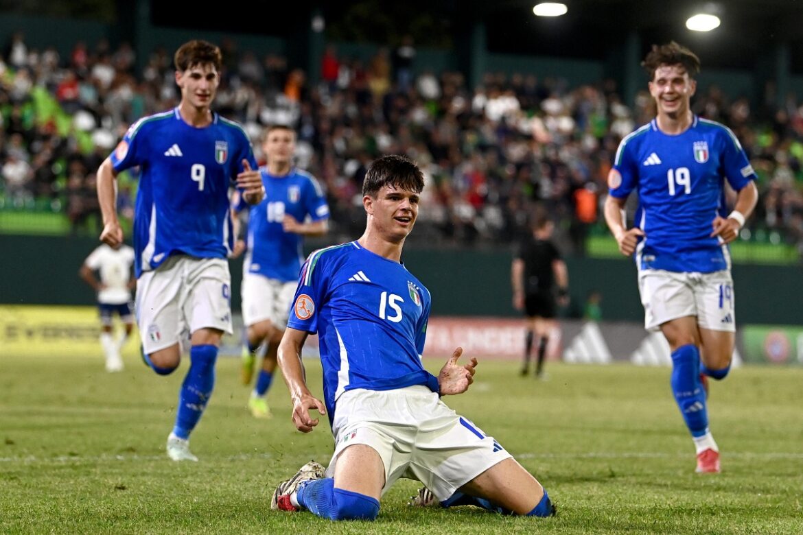 Cristiano De Paoli Bantu Italia Meraih Juara Tiga di Piala Dunia U-17 2025 Qatar