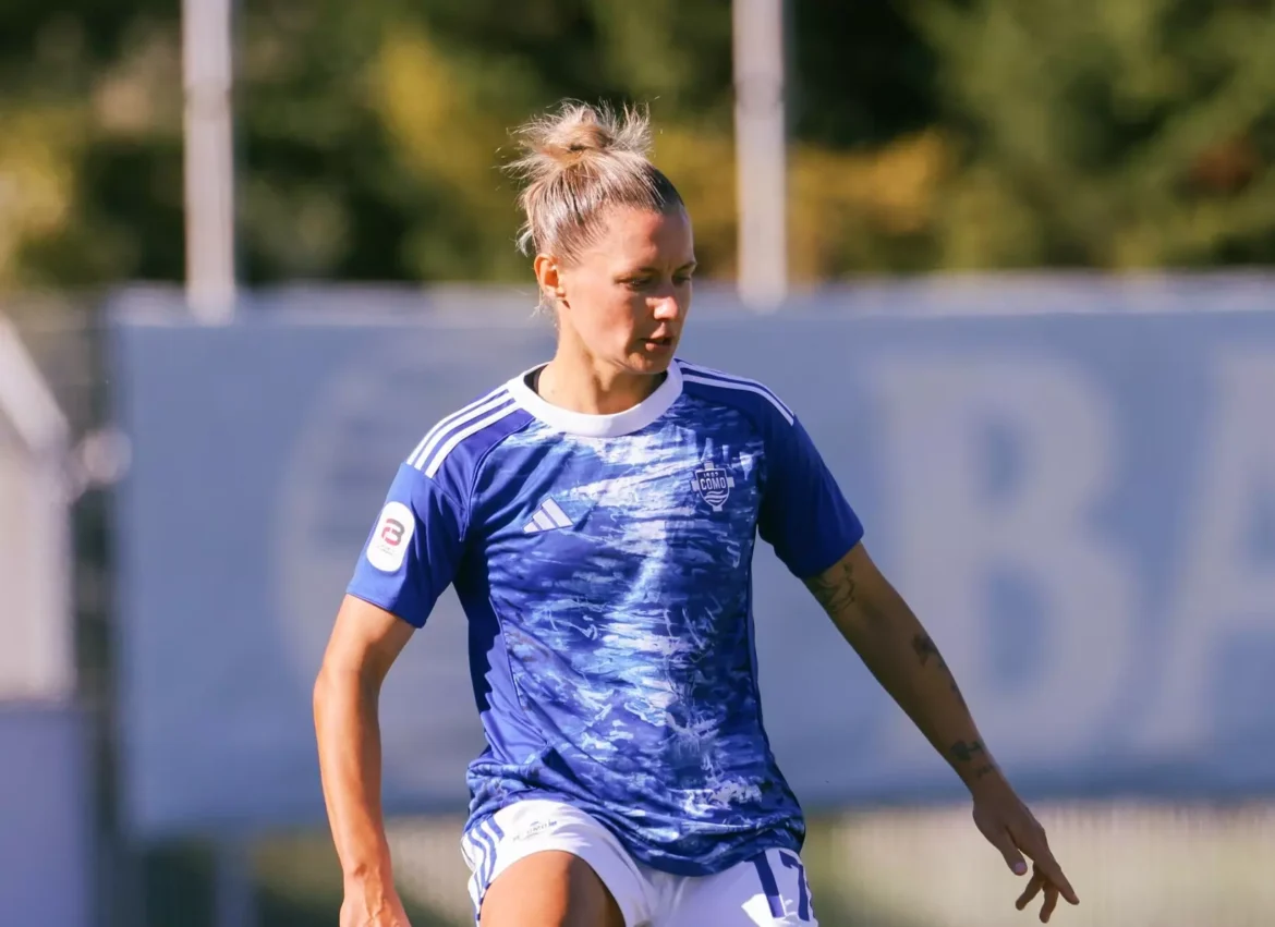 Dominika Conc: Jendral Lapangan Tengah Tim Wanita Como 1907 yang Dipanggil Timnas Slovenia