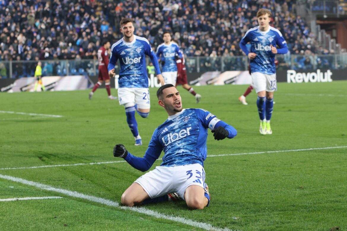 Douvikas Menggila, Como Taklukkan Torino Lewat Skor Telak 6-0